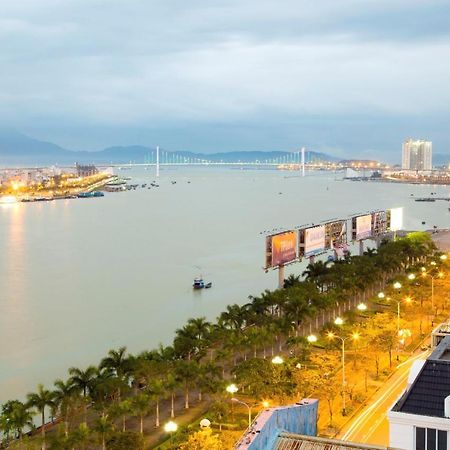 Capital O 1200 Salem Riverside Hotel Đà Nẵng Ngoại thất bức ảnh